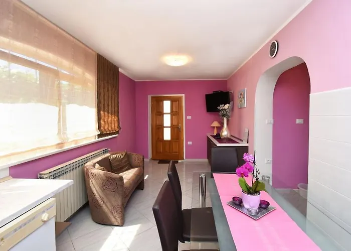 Apartments&rooms Branka 3*